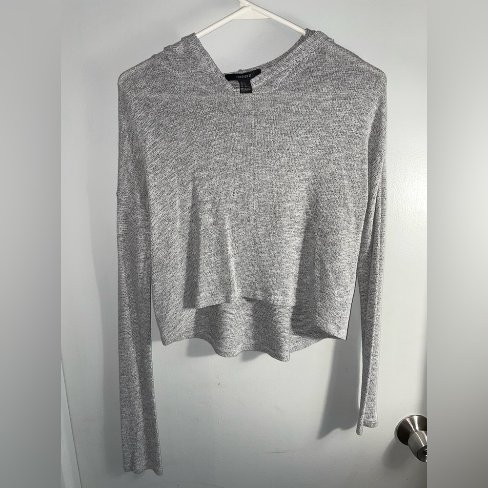 Women’s Cropped Long sleeve Sweater Top W/ Hood